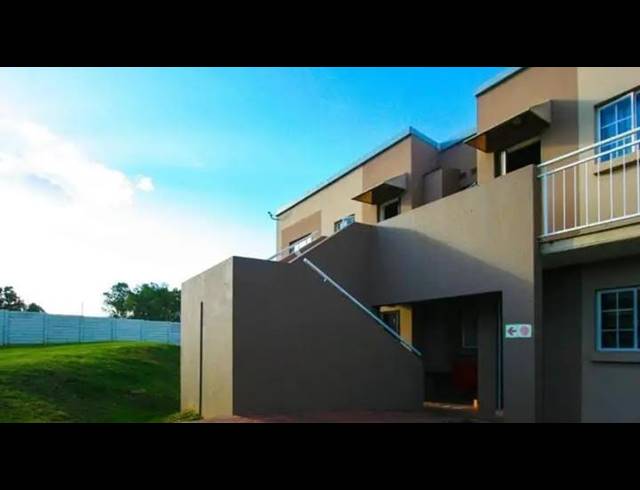 2 BEDROOM PROPERTY TO RENT IN BRENTWOOD PARK